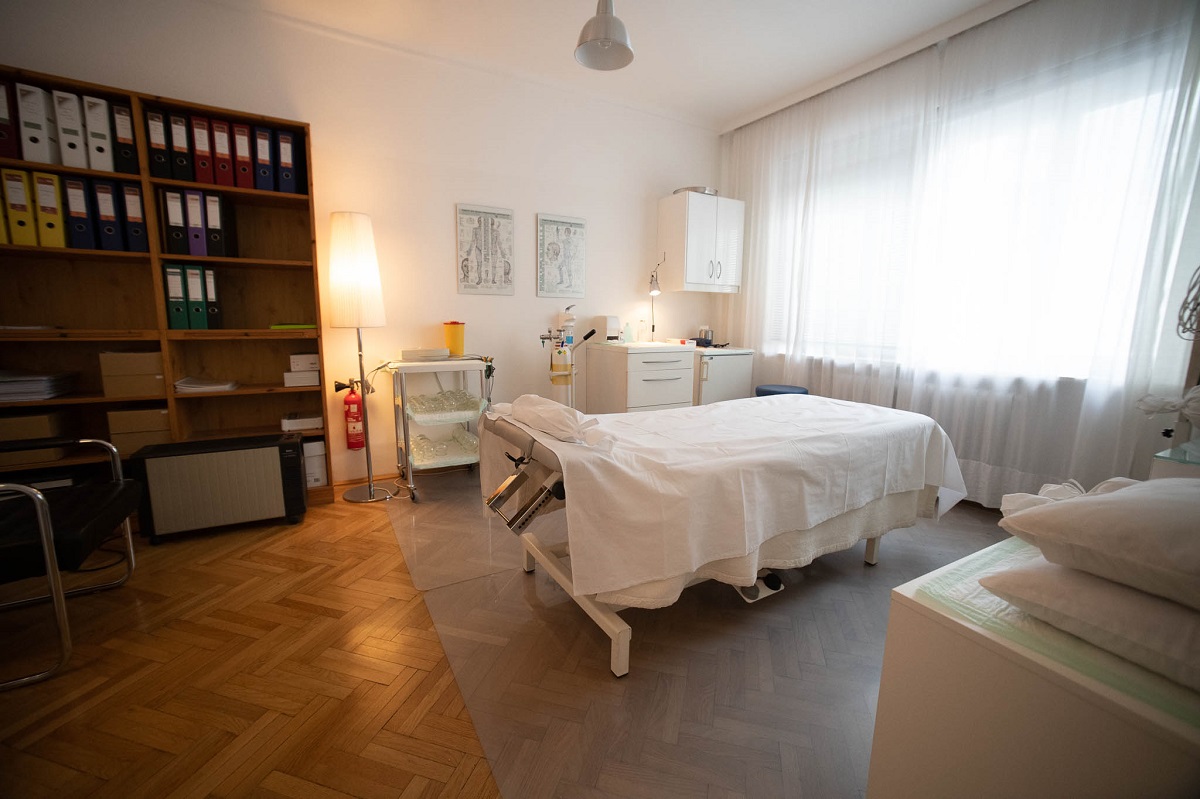 Dr. Thomas Strauch Startseite Dr. Thomas Strauch