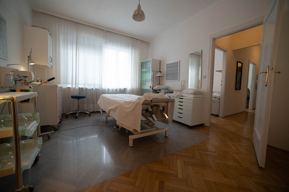 Dr. Thomas Strauch Startseite Dr. Thomas Strauch